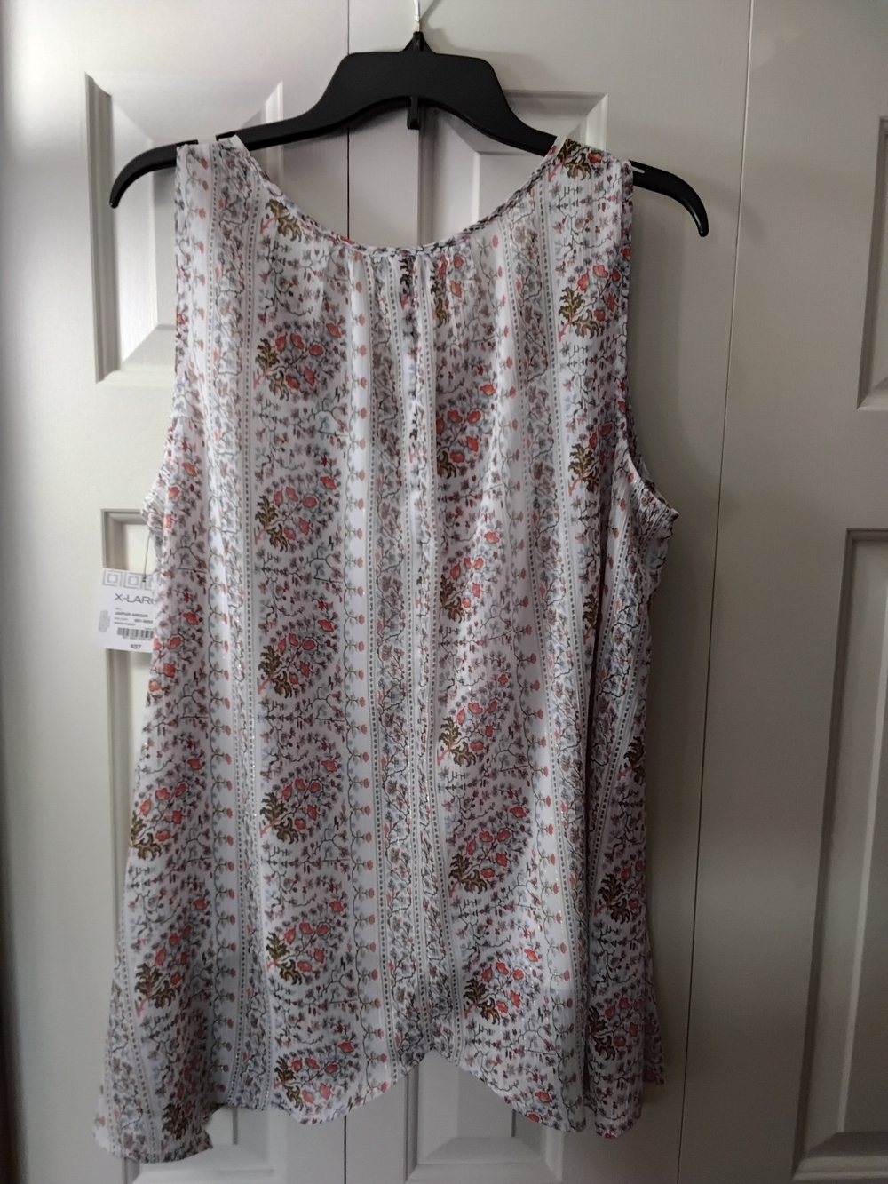 Liz Claiborne Sleeveless Floral Top with Tassel Tie and Camisole - White - Picture 3 of 7